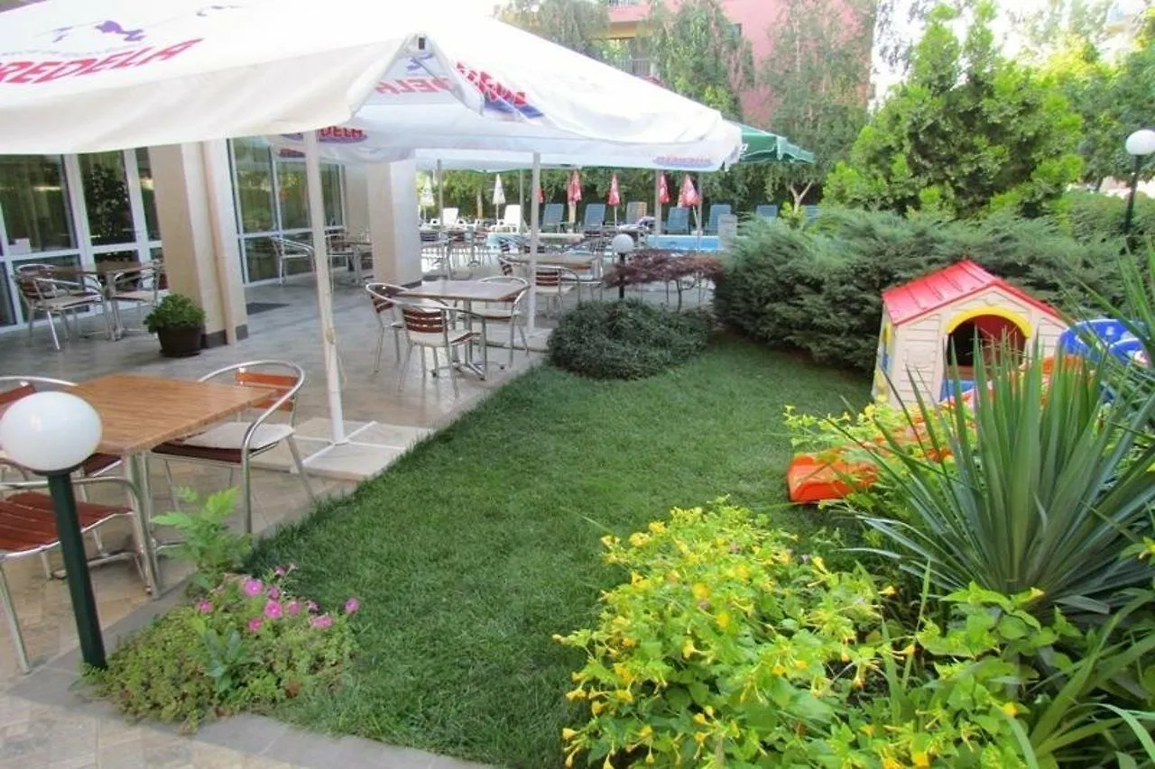 ***  Family Hotel Aurelia Napospart Bulgária